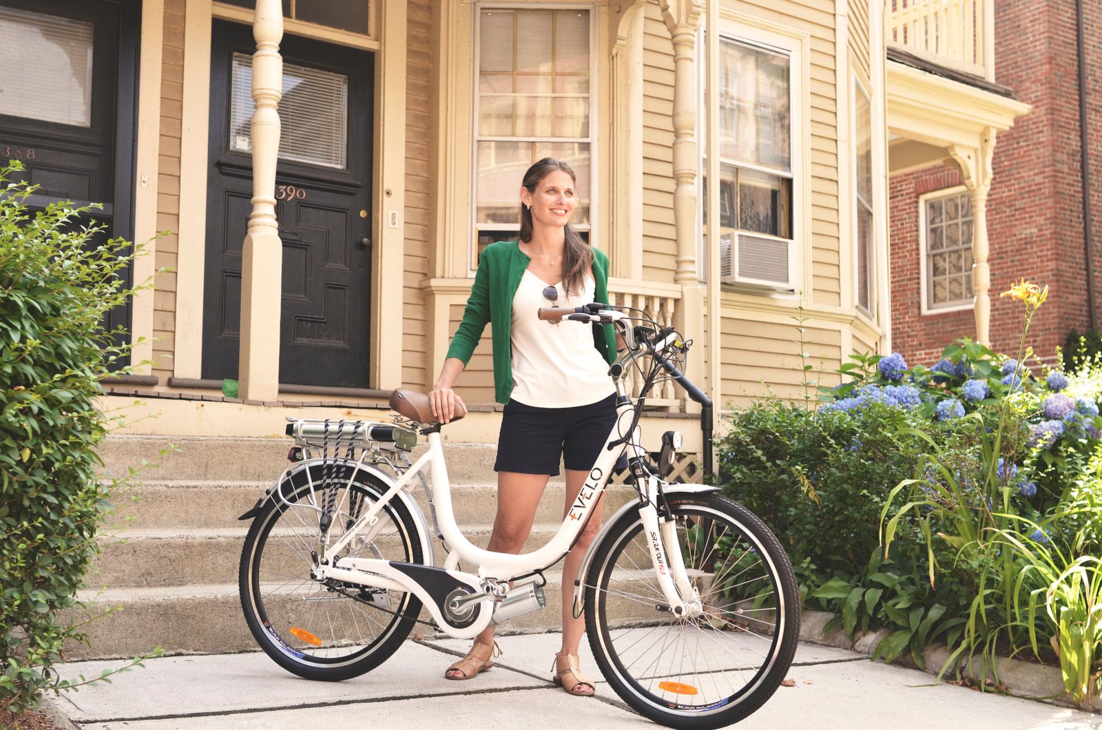Bicicleta eléctrica de portada